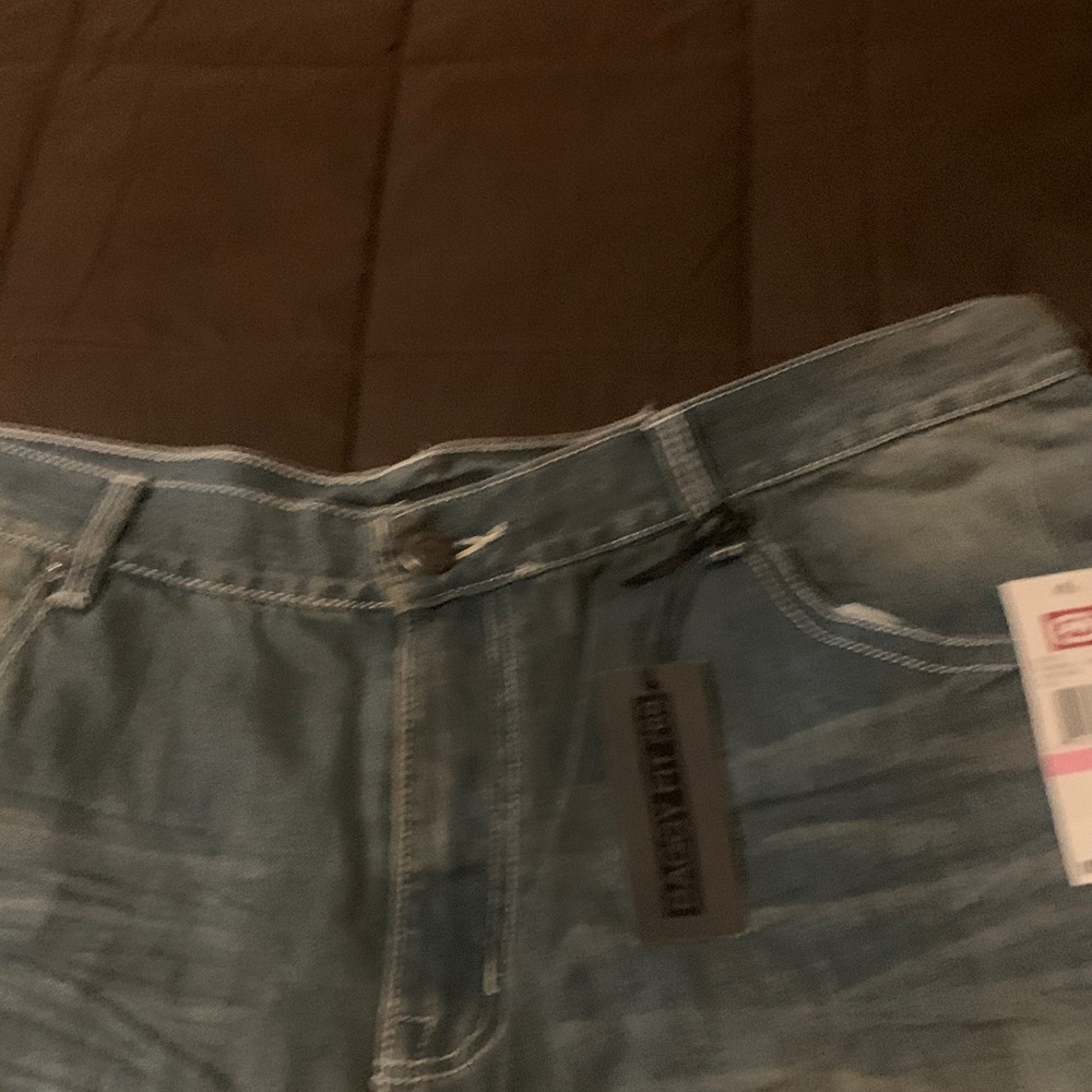 Marc Ecko baggy jeans.